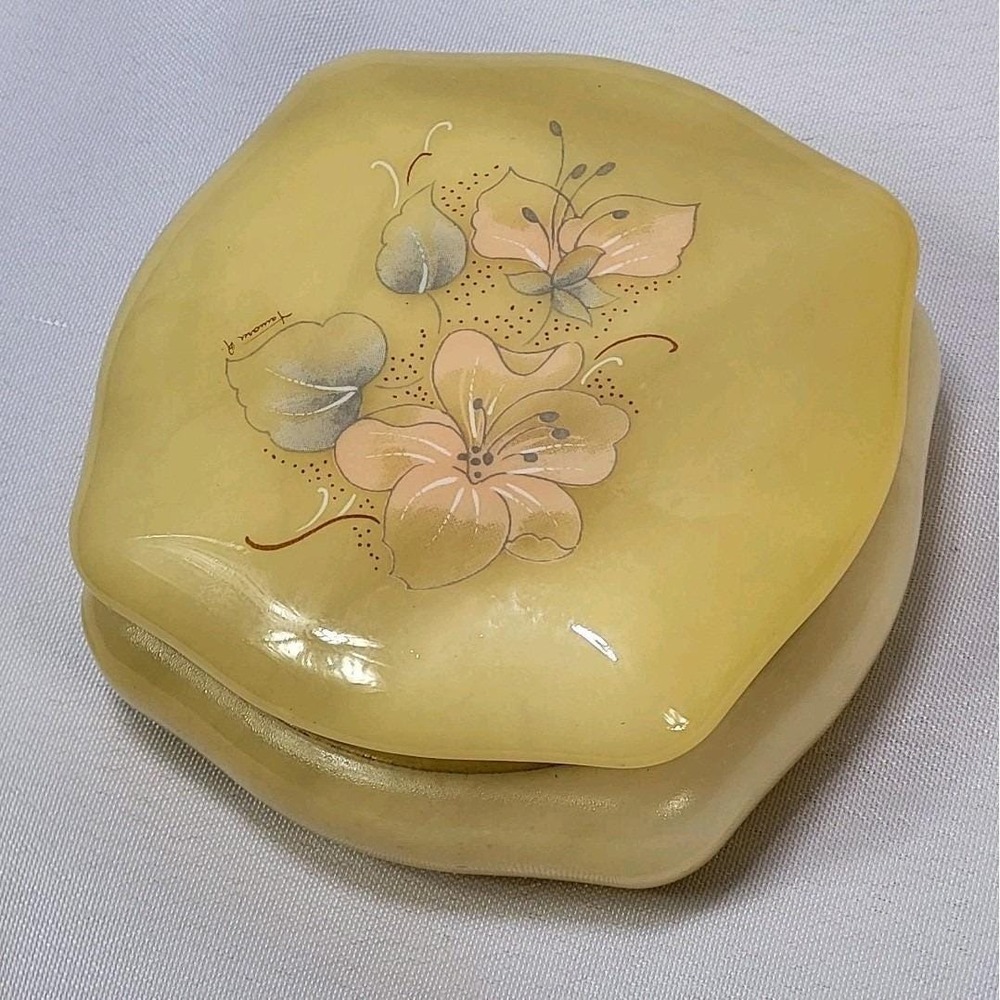 Vintage Hand Painted Porcelain Trinket Box Floral Goldenā Tone Hinged